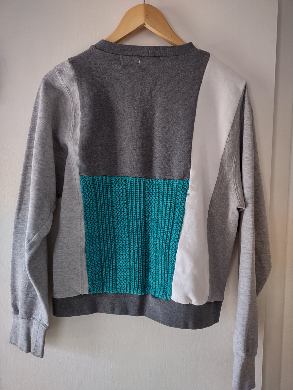 Nike Reworked Colorblock Sweatshirt – Medium - Picture 2 of 6